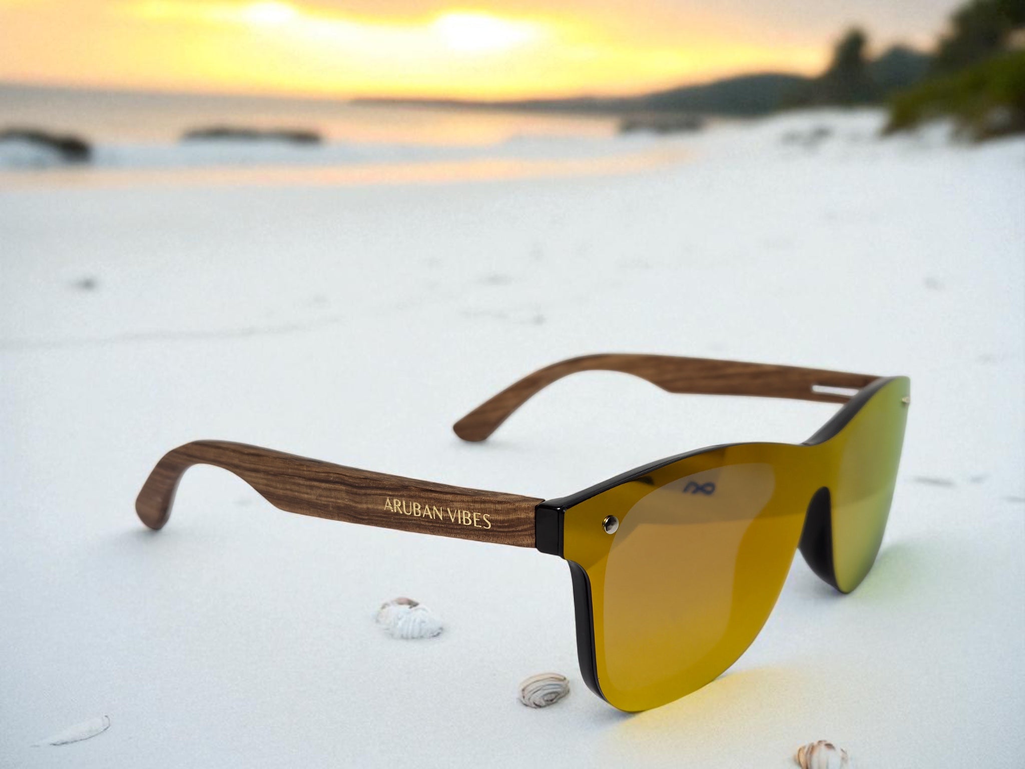 Amberwood Sunset – Wooden Arms, Color-Shifting Lens