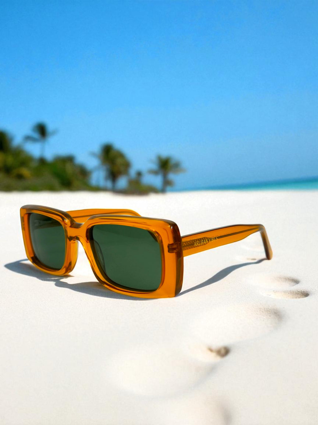 Eagle Beach Gold – Sunlight in Motion