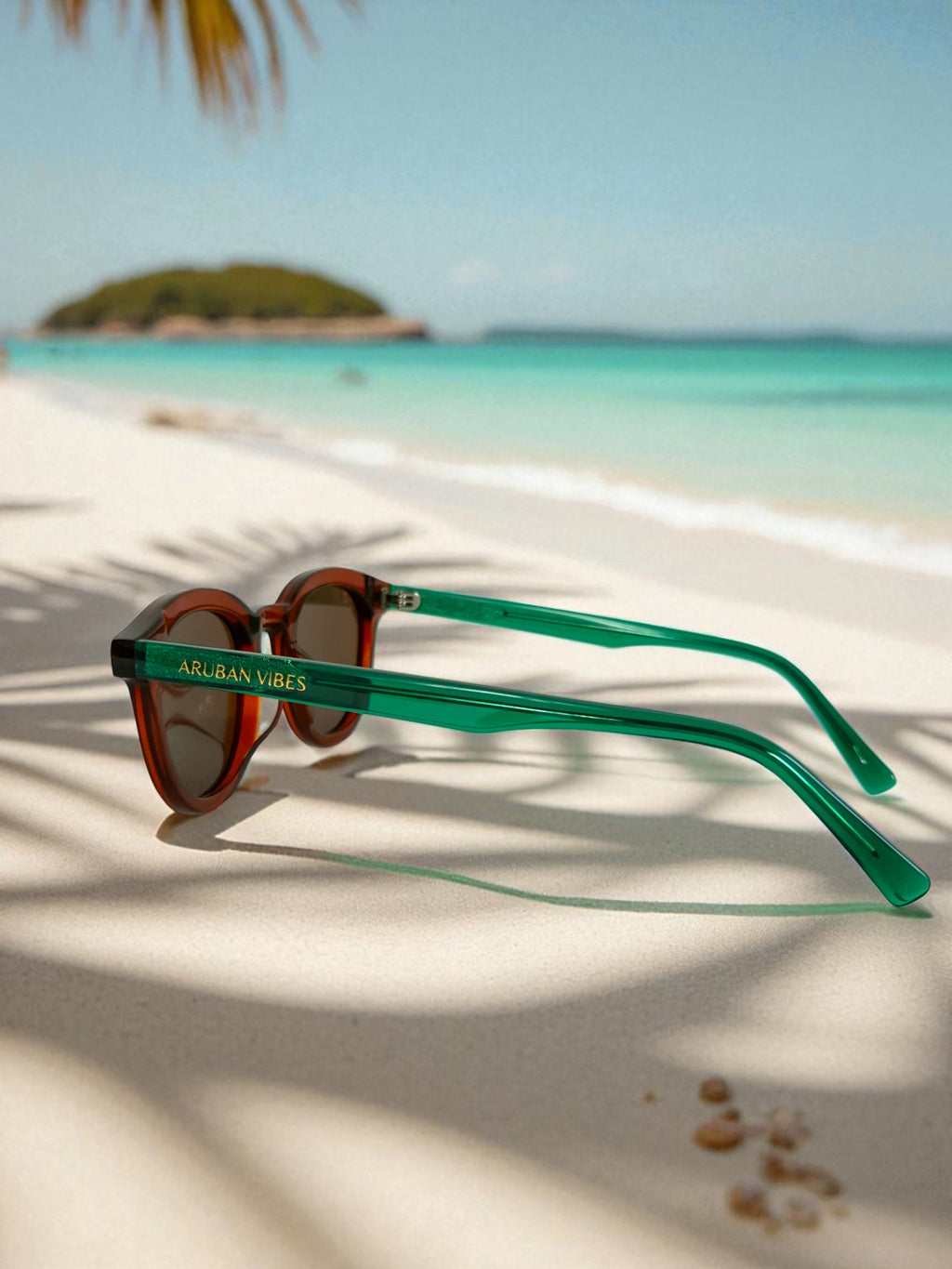 Wariruri Aura – Green Frame, Amber Lens