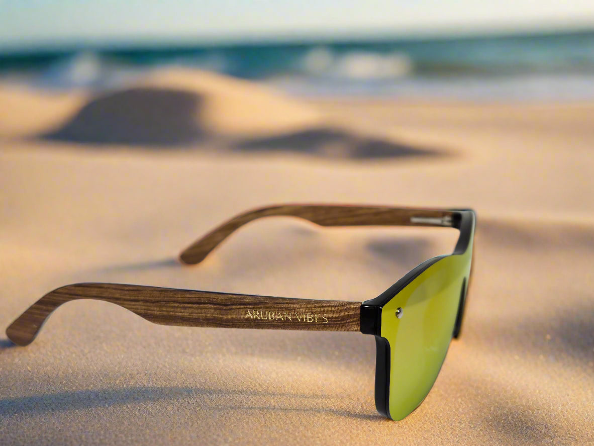 Amberwood Sunset – Wooden Arms, Color-Shifting Lens