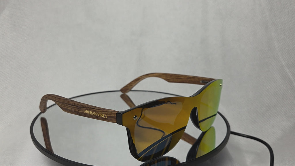 Amberwood Sunset – Wooden Arms, Color-Shifting Lens